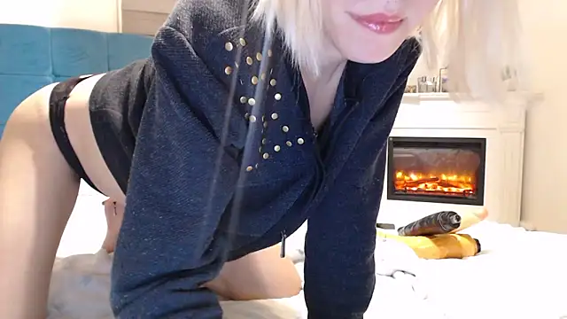 Snapshot of ElssaRush chatting on October 2025 03:57:02 PM ElssaRush online show from October 2025 03:57:02 PM