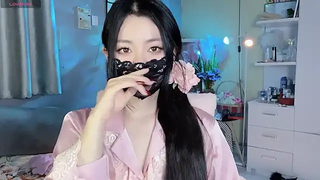 Snapshot of MI_KA22 chatting on March 2025 02:52:02 PM MI KA22 online show from March 2025 02:52:02 PM