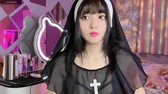 Snapshot of MI_KA22 chatting on March 2025 05:32:01 AM MI KA22 online show from March 2025 05:32:01 AM