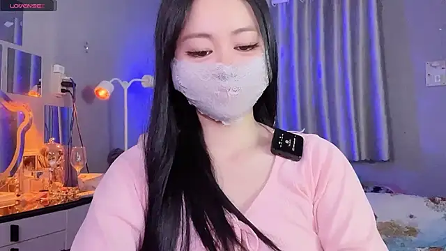 Snapshot of MI_KA22 chatting on September 2025 05:05:02 PM MI KA22 online show from September 2025 05:05:02 PM