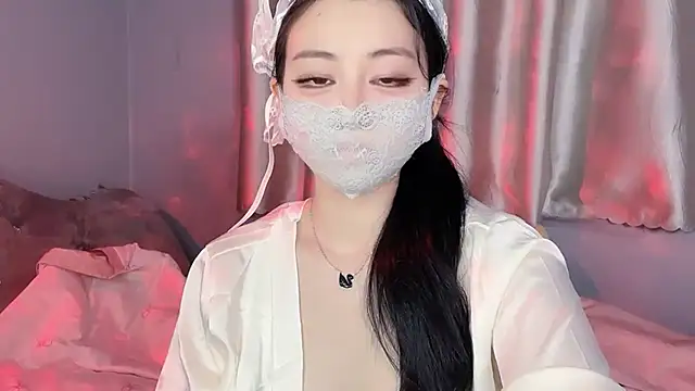 Snapshot of MI_KA22 chatting on October 2025 05:18:01 AM MI KA22 online show from October 2025 05:18:01 AM