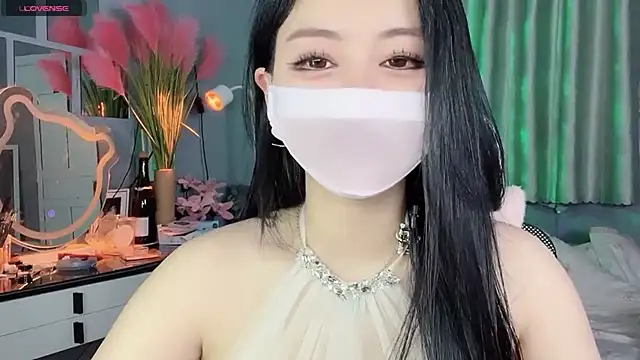 Snapshot of MI_KA22 chatting on October 2025 08:15:02 AM MI KA22 online show from October 2025 08:15:02 AM