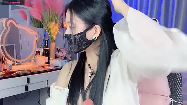 Snapshot of MI_KA22 chatting on October 2025 07:02:01 PM MI KA22 online show from October 2025 07:02:01 PM