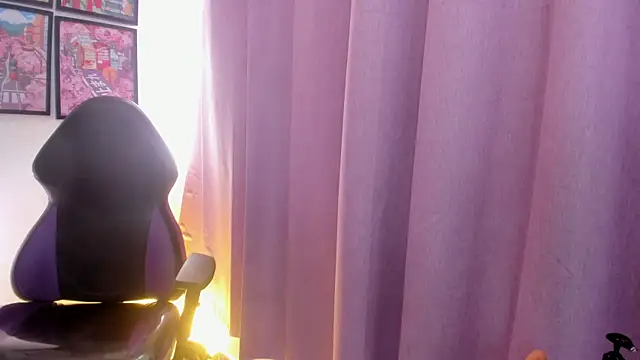 Snapshot of Elissa_SexyGirl chatting on September 2025 01:13:01 PM Elissa SexyGirl online show from September 2025 01:13:01 PM