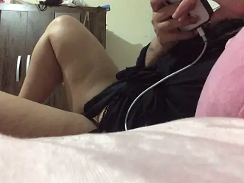 Snapshot of babyluzzy chatting on December 2025 11:54:01 PM babyluzzy online show from December 2025 11:54:01 PM