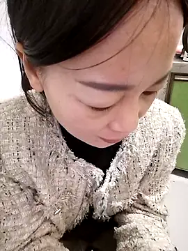 Snapshot of mimi520 chatting on November 2025 12:06:01 PM mimi520 online show from November 2025 12:06:01 PM