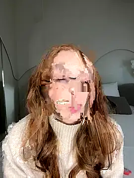 MiraBliss online show from November 2025 06:06:02 PM