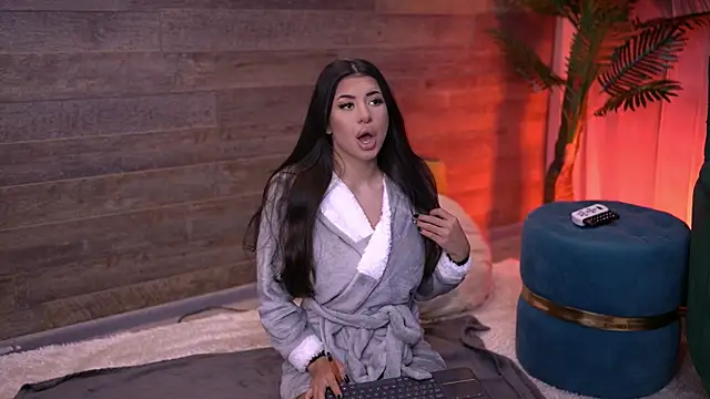 TanyaVonDe online show from November 2025 05:46:02 PM