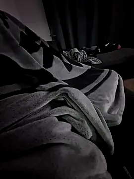 Snapshot of Smokeym123 chatting on November 2025 08:24:01 AM Smokeym123 online show from November 2025 08:24:01 AM