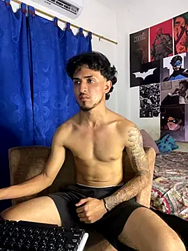 Snapshot of Zayn_kane chatting on November 2025 12:53:02 AM Zayn kane online show from November 2025 12:53:02 AM