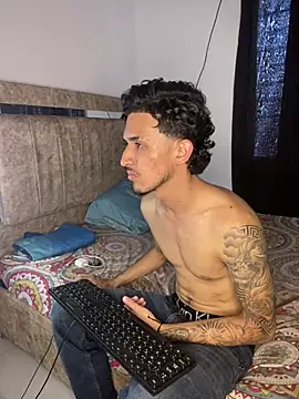 Snapshot of Zayn_kane chatting on January 2026 08:07:01 PM Zayn kane online show from January 2026 08:07:01 PM