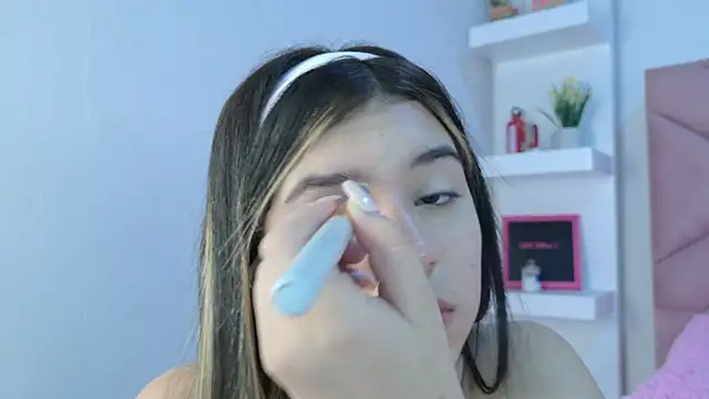 Snapshot of eva_sin18 chatting on September 2025 11:18:01 PM eva sin18 online show from September 2025 11:18:01 PM