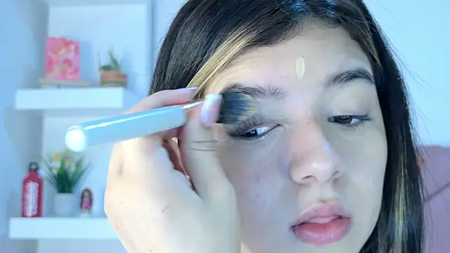 Snapshot of eva_sin18 chatting on October 2025 11:13:01 PM eva sin18 online show from October 2025 11:13:01 PM