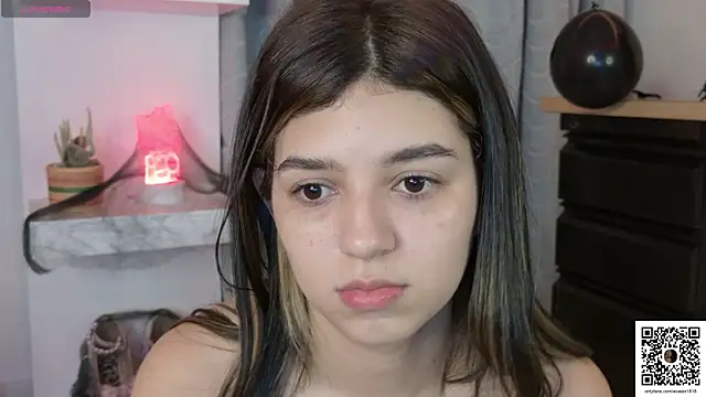 Snapshot of eva_sin18 chatting on October 2025 11:23:01 PM eva sin18 online show from October 2025 11:23:01 PM