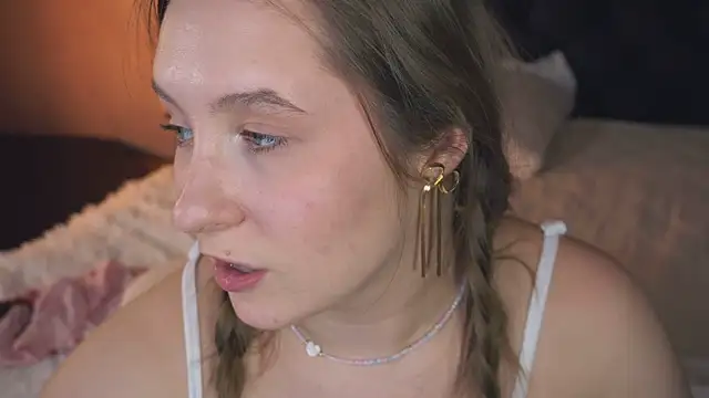 saint trisha online show from February 2026 04:39:01 AM