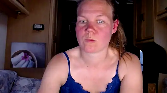 Snapshot of CallMeMaria chatting on January 2025 11:52:01 AM CallMeMaria online show from January 2025 11:52:01 AM