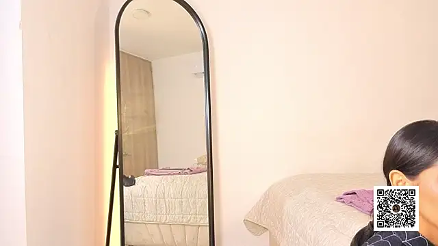 sweetlittlevenus online show from October 2025 07:56:02 PM