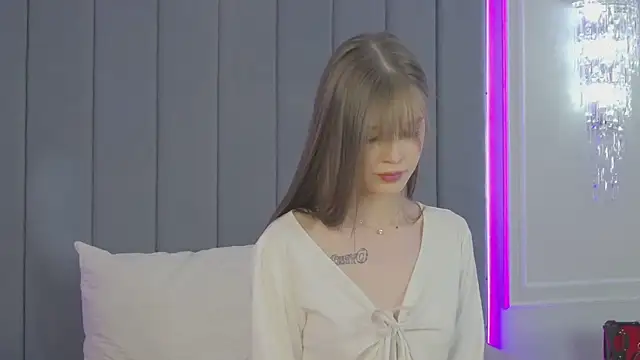 BellaSecrett online show from March 2025 06:15:02 PM