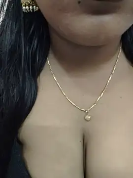 priya 00143 online show from July 2026 06:13:01 PM