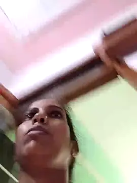 Snapshot of Hotty-Nidhi chatting on October 2025 02:53:02 AM Hotty-Nidhi online show from October 2025 02:53:02 AM