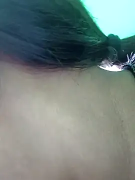 Snapshot of Hotty-Nidhi chatting on October 2025 04:35:02 AM Hotty-Nidhi online show from October 2025 04:35:02 AM