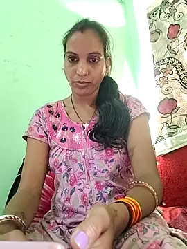 Snapshot of Hotty-Nidhi chatting on November 2025 02:44:01 AM Hotty-Nidhi online show from November 2025 02:44:01 AM
