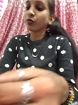 Snapshot of Hotty-Nidhi chatting on November 2025 04:25:01 PM Hotty-Nidhi online show from November 2025 04:25:01 PM