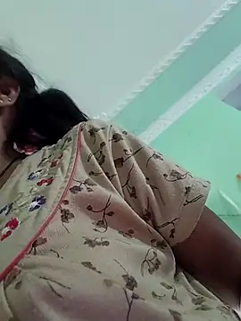 Snapshot of Hotty-Nidhi chatting on November 2025 02:43:02 AM Hotty-Nidhi online show from November 2025 02:43:02 AM