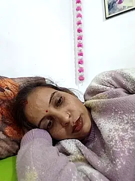 Snapshot of Hotty-Nidhi chatting on December 2025 03:10:01 PM Hotty-Nidhi online show from December 2025 03:10:01 PM