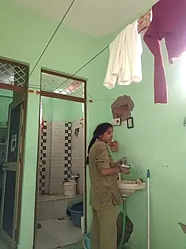 Snapshot of Hotty-Nidhi chatting on December 2025 03:16:02 AM Hotty-Nidhi online show from December 2025 03:16:02 AM