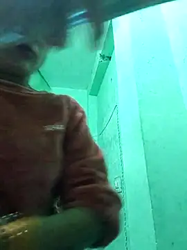 Snapshot of Hotty-Nidhi chatting on December 2025 03:52:02 PM Hotty-Nidhi online show from December 2025 03:52:02 PM