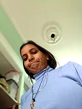 Snapshot of Hotty-Nidhi chatting on February 2026 04:33:01 AM Hotty-Nidhi online show from February 2026 04:33:01 AM