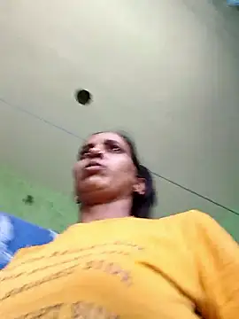 Snapshot of Hotty-Nidhi chatting on May 2026 04:52:01 AM Hotty-Nidhi online show from May 2026 04:52:01 AM