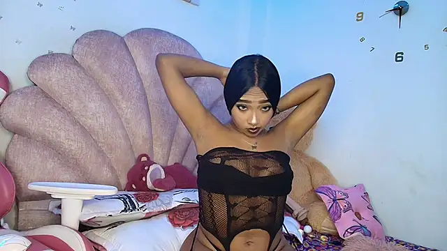 charlotte walker1 online show from March 2026 05:35:01 AM