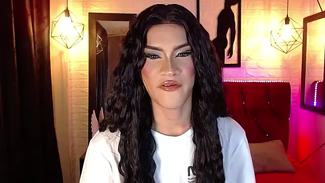 agatha rodriguez online show from November 2025 01:37:02 PM