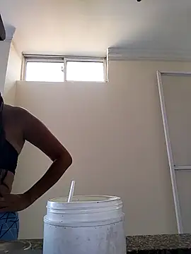 Snapshot of AllysonDawson chatting on March 2025 03:31:01 PM AllysonDawson online show from March 2025 03:31:01 PM