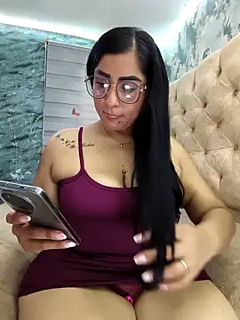 L ucero online show from February 2026 09:42:01 PM