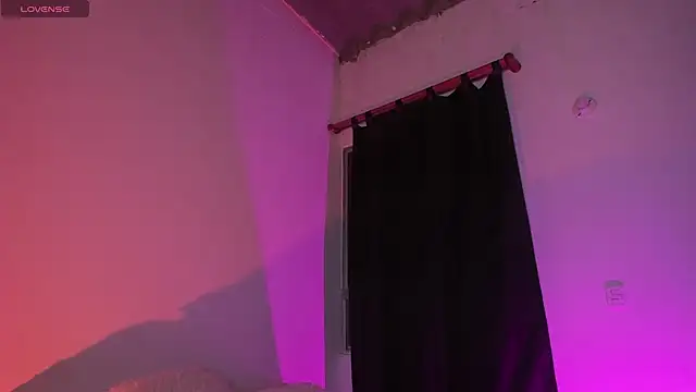 Snapshot of adara_evanss chatting on January 2026 11:43:02 PM adara evanss online show from January 2026 11:43:02 PM