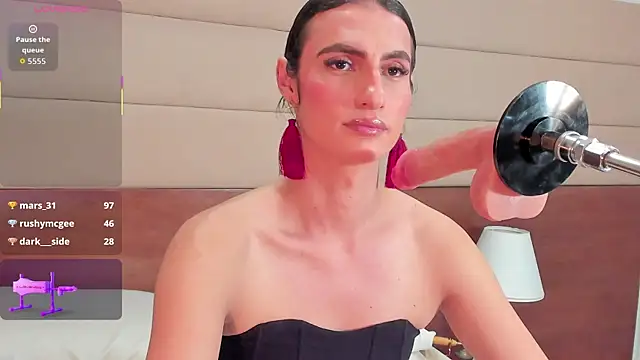 shantall skinny online show from October 2025 07:45:02 PM