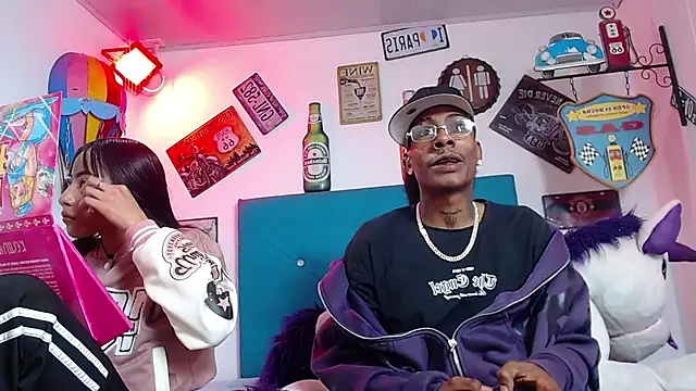 lili roussi online show from December 2025 10:27:02 PM