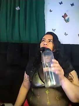 AlexaNovoa  online show from May 2026 01:24:01 AM