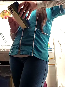 Snapshot of HOLY_DOLL chatting on November 2025 07:59:01 PM HOLY DOLL online show from November 2025 07:59:01 PM