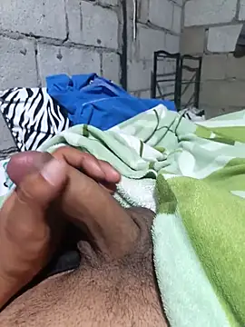 Snapshot of Renemera1997 chatting on September 2025 04:56:01 AM Renemera1997 online show from September 2025 04:56:01 AM