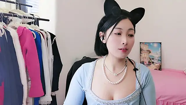 Rachel-6600 online show from May 2026 05:23:02 AM