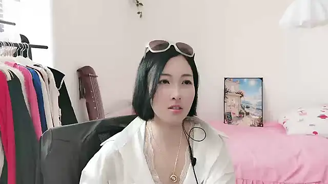 Rachel-6600 online show from May 2026 02:51:02 AM