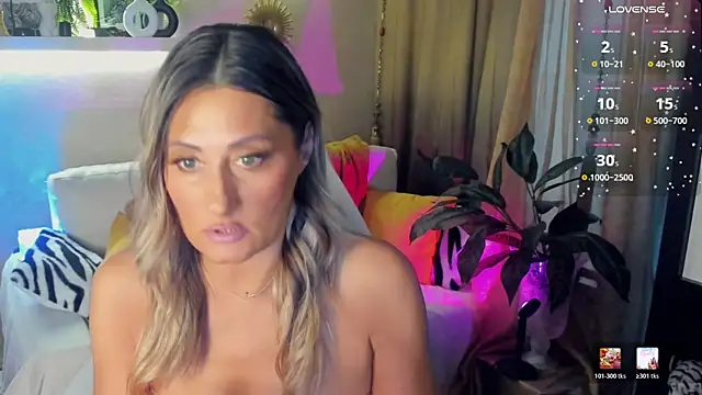 SarahAlluring online show from May 2026 04:13:02 PM