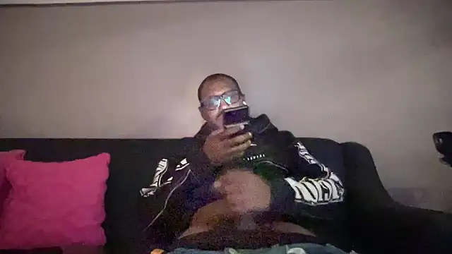 kngkeeem online show from November 2025 08:42:01 AM