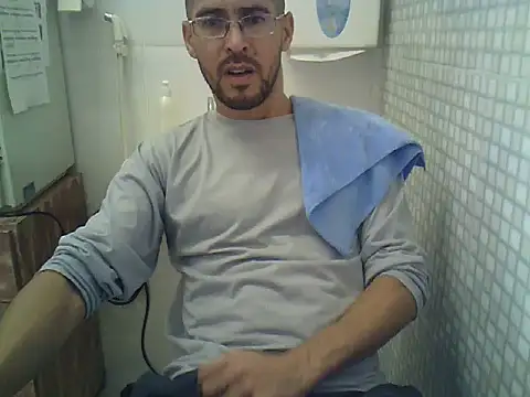 Snapshot of pdasgyn chatting on September 2025 12:16:02 PM pdasgyn online show from September 2025 12:16:02 PM