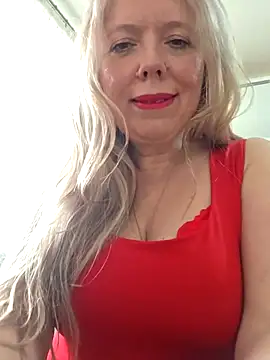 Irina3718 online show from April 2026 11:30:02 AM