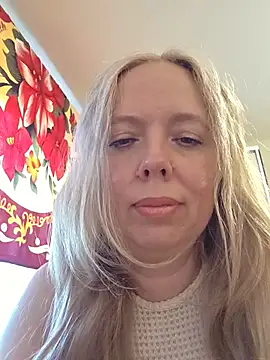 Irina3718 online show from June 2026 11:51:02 AM